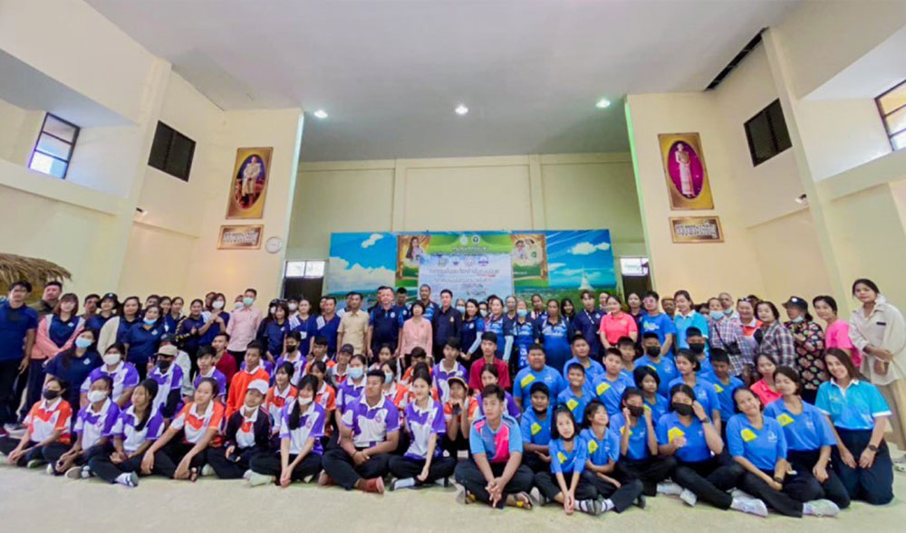 Blue Carbon Society Joins Phetchaburi Cleanup